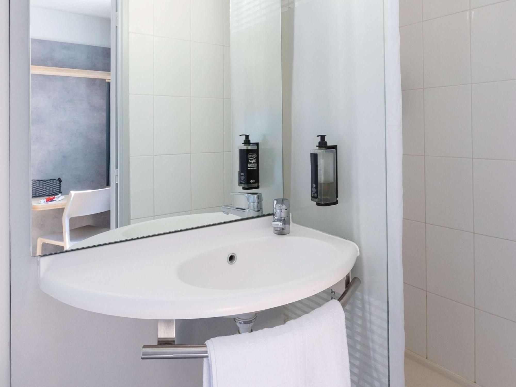 Ibis Budget Angouleme Centre المظهر الخارجي الصورة